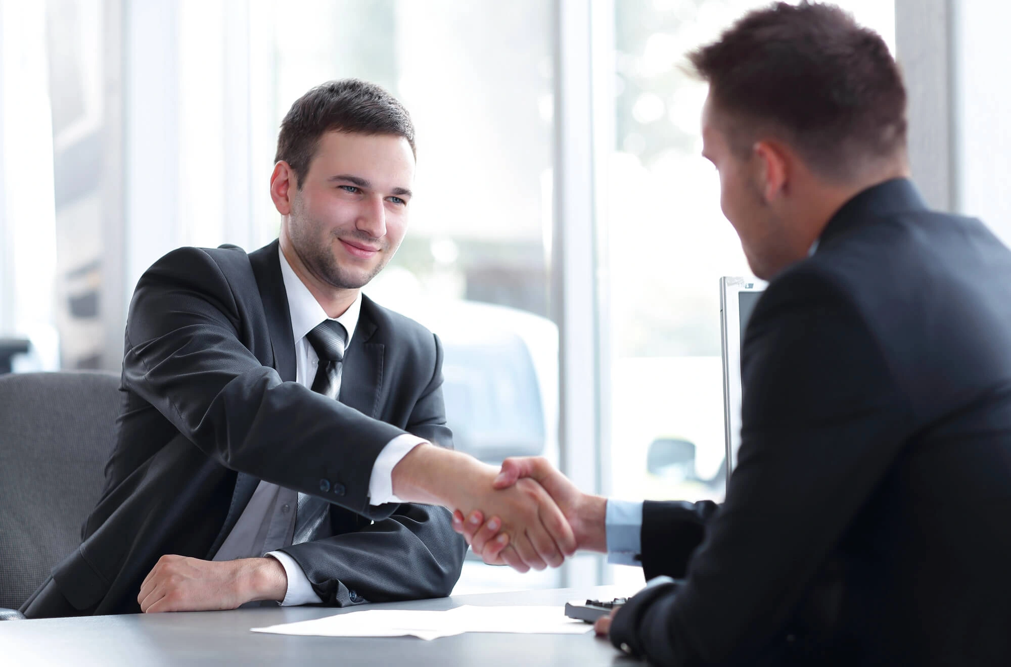 shaking-hands-with-someone-from-the-Best-CPA-Firm-in-Weston