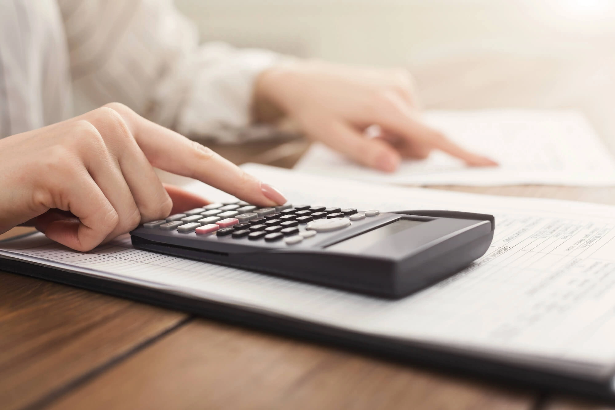 woman needing a CPA in Weston